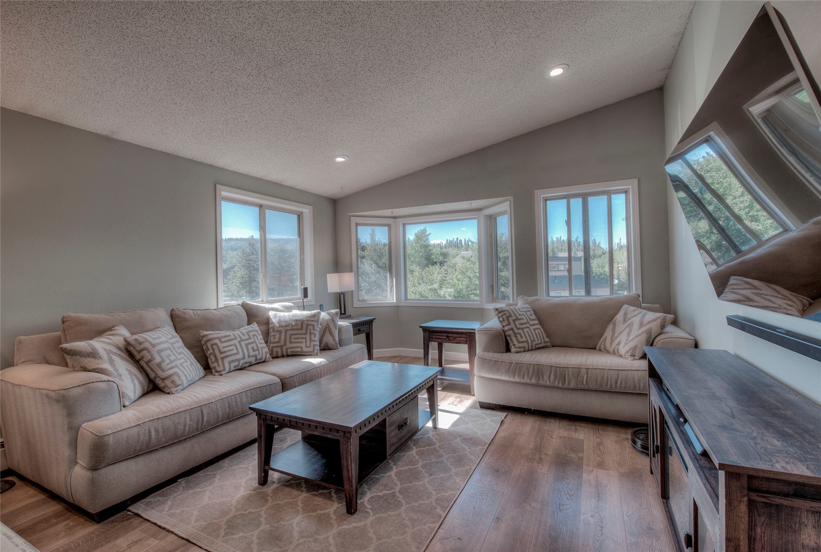 2010 Silverheels Drive, Silverthorne, CO — main photo
