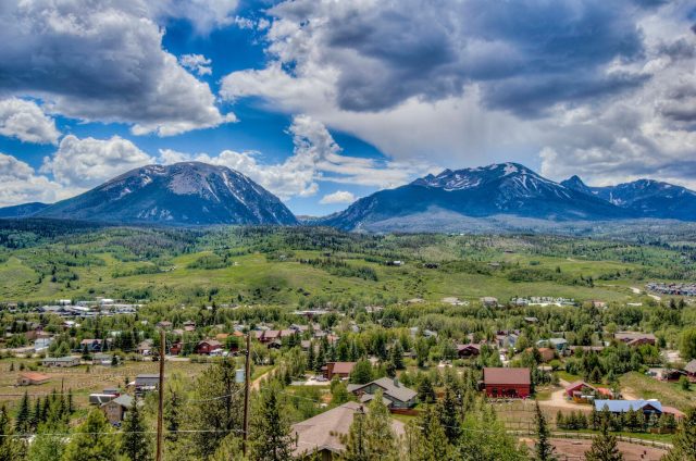 Home in High Country Tracts Sub, Silverthorne, CO — photo 1 (MLS S1037130)