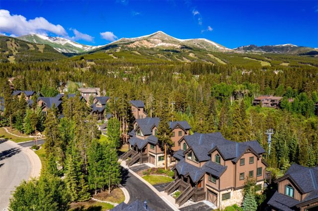 Townhome in Saddlewood Condo, Breckenridge, CO — photo 1 (MLS S1038277)