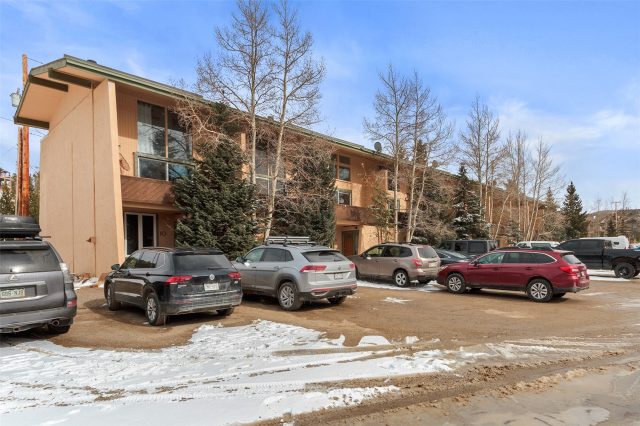 Condo in High Tor Condo, Breckenridge, CO — photo 1 (MLS S1038509)