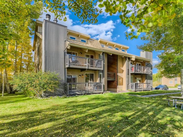 Condo in Scattered Pines Condo, Frisco, CO — photo 1 (MLS S1039104)
