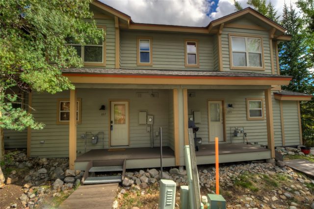 Townhome in Kenington Place Townhomes, Breckenridge, CO — photo 1 (MLS S1039110)
