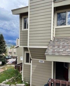 Condo in Villamont Condo, Silverthorne, CO — photo 1 (MLS S1039464)