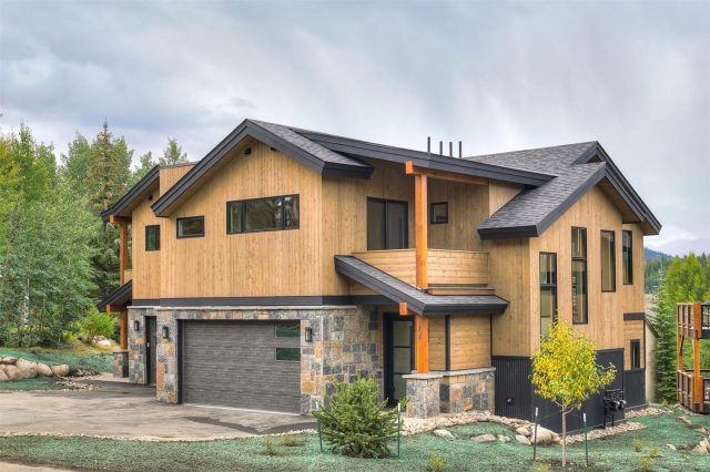 Duplex in Lago Vista Townhomes, Dillon, CO — photo 1 (MLS S1039701)