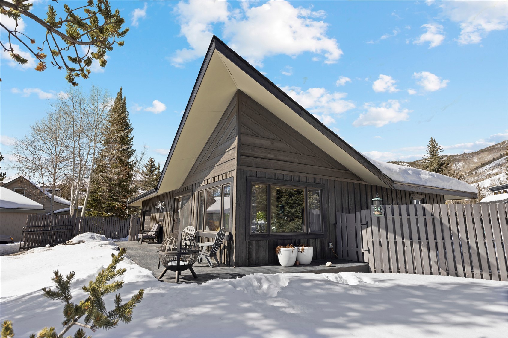 333 Big Elk Road, Dillon, CO — main photo