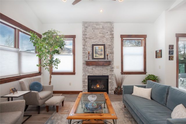 Condo in Rivers Edge Condo, Silverthorne, CO — photo 1 (MLS S1040275)