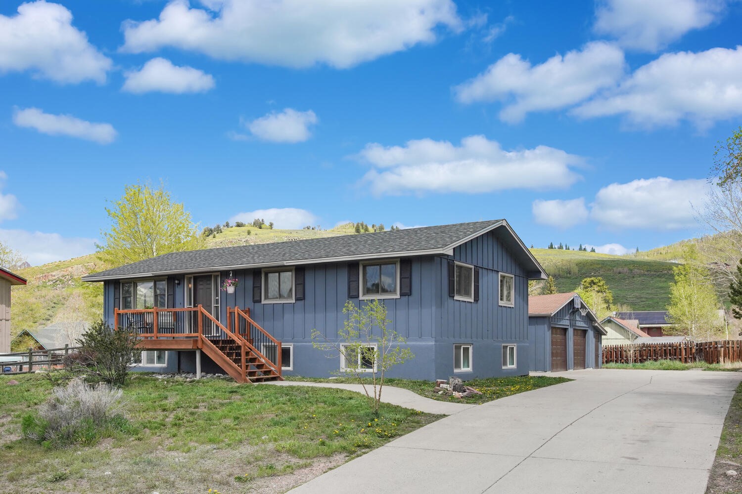 273 Big Elk Road, Dillon, CO — main photo