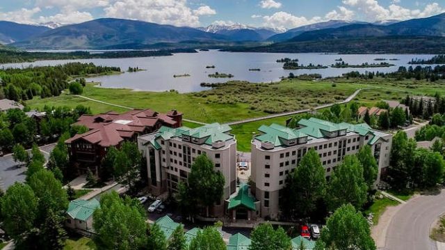 Condo in Towers At Lakepoint Condos, Frisco, CO — photo 1 (MLS S1041337)