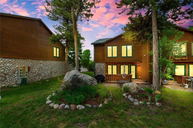 Condo in Cobblestone Condo, Frisco, CO — photo 1 (MLS S1041432)
