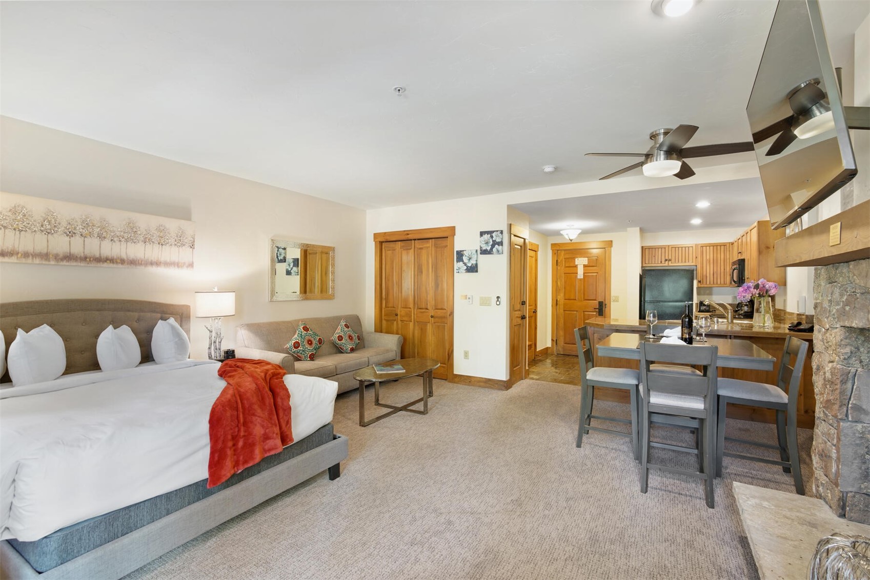 35 Mountain Thunder Drive 5104, Breckenridge, CO — main photo