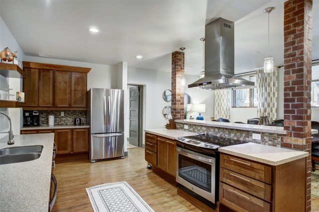 Condo in Ten Mile Suites Condo, Breckenridge, CO — photo 1 (MLS S1044540)