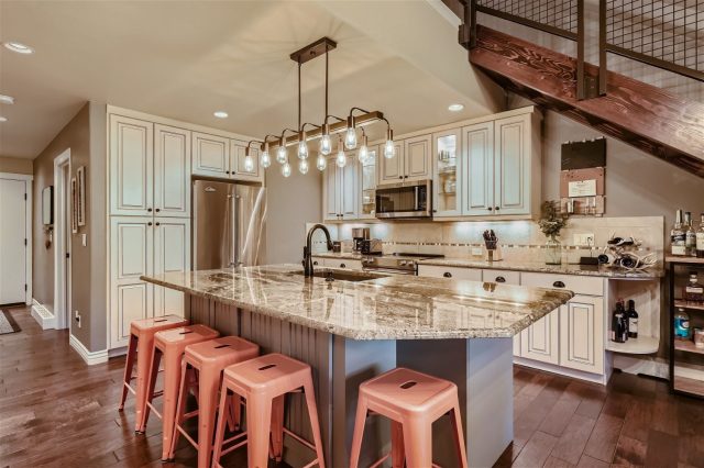 Condo in Longbranch Condo, Breckenridge, CO — photo 1 (MLS S1044599)
