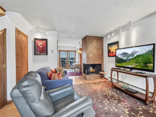 Townhome in Villamont Condo, Silverthorne, CO — photo 1 (MLS S1044773)
