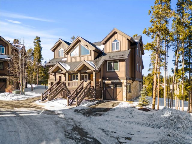 Townhome in Saddlewood Condo, Breckenridge, CO — photo 1 (MLS S1046126)