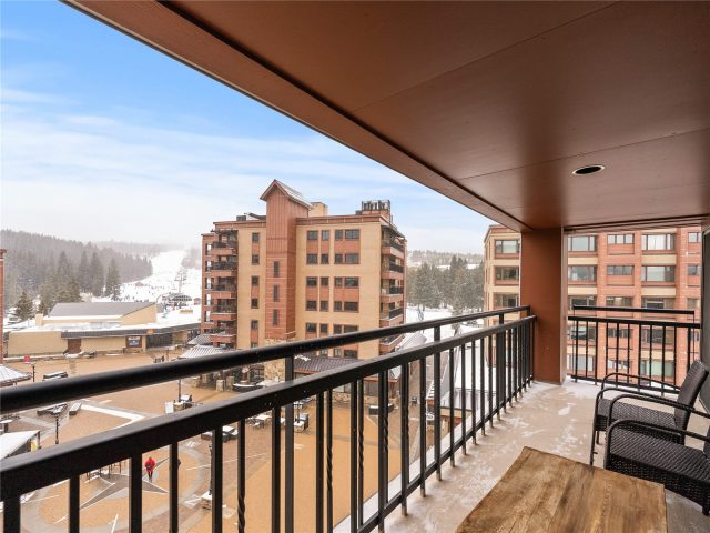 Condo in Plaza Three Condo, Breckenridge, CO — photo 1 (MLS S1046644)