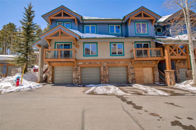 Condo in Los Pinos, Breckenridge, CO — photo 1 (MLS S1048117)
