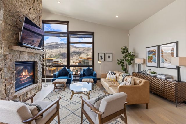 63 W Baron Way, Silverthorne, CO — main photo
