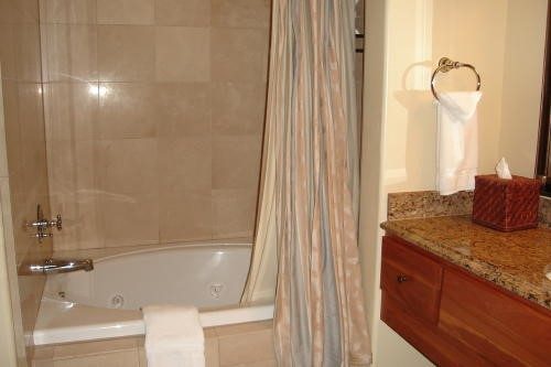 500 Village Rd 313 photo 15