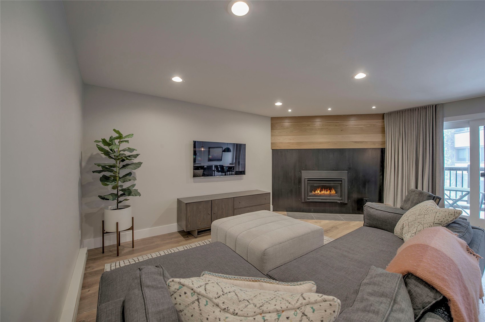 325 Four Oclock Road C103, Breckenridge, CO — main photo