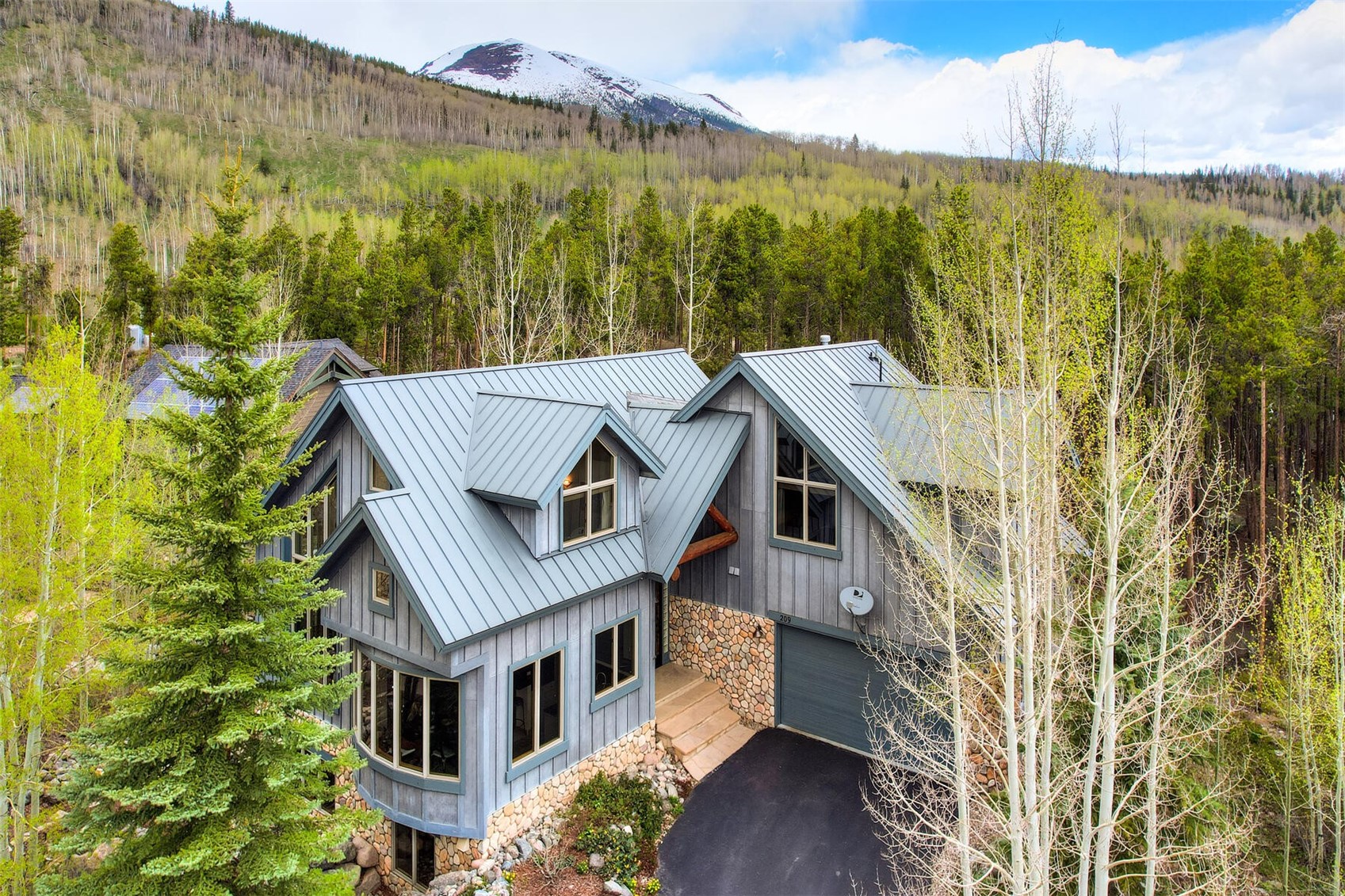 209 Chiming Bells Court, Frisco, CO — main photo