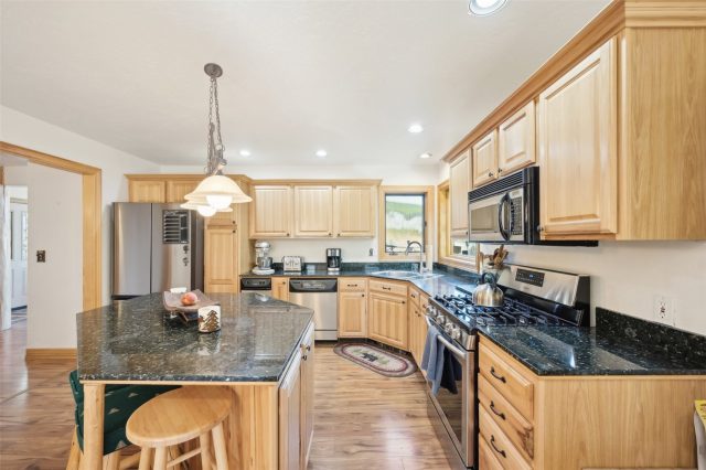 53 Mariposa Place photo 15