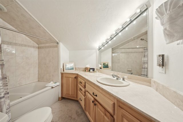 53 Mariposa Place photo 29