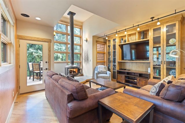 Townhome in Cabin Creek Condo, Frisco, CO — photo 1 (MLS S1050897)