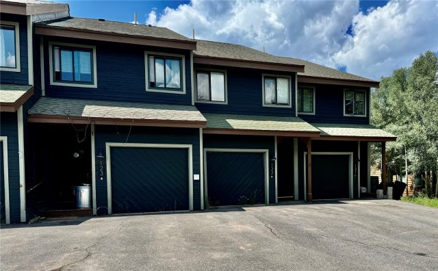 Townhome in Cabernet Townhomes, Silverthorne, CO — photo 1 (MLS S1051647)