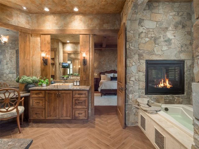 330 High Park Court photo 19