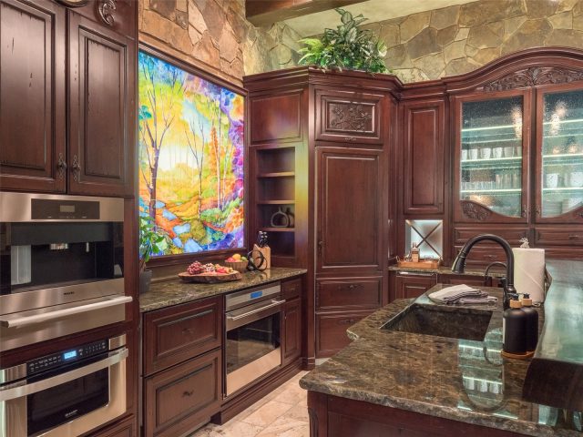 330 High Park Court photo 33