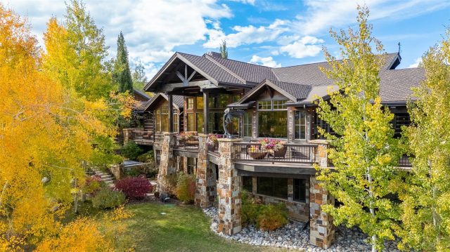330 High Park Court photo 41