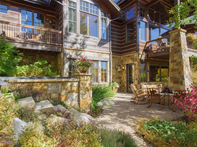 330 High Park Court photo 42