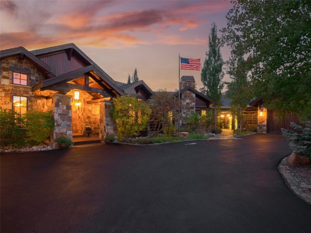 330 High Park Court photo 46