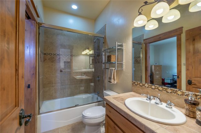 2206 Hamilton Creek Road photo 29