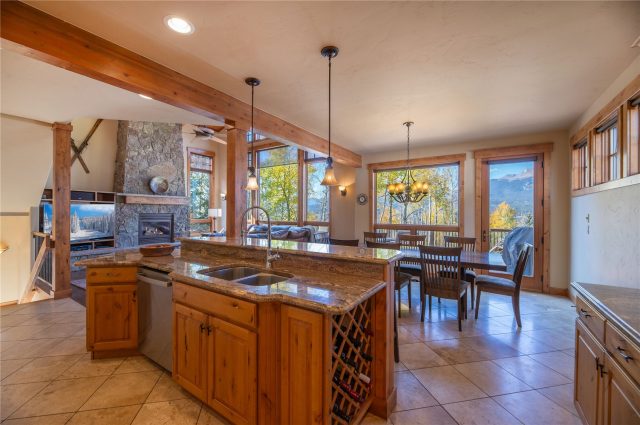 2206 Hamilton Creek Road photo 5