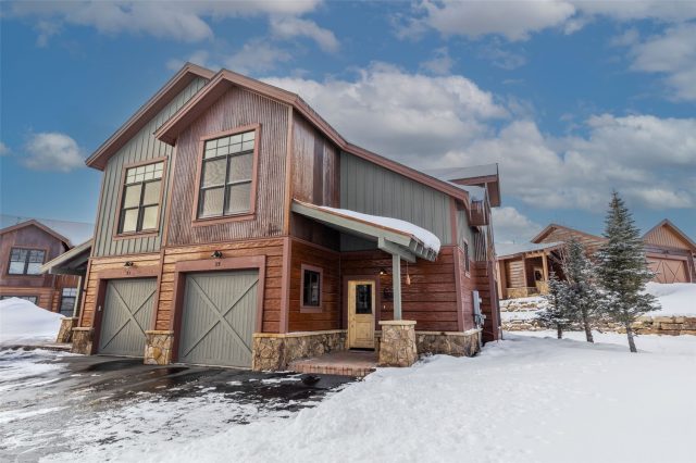 Townhome in Angler Mtn Ranch Lakeside Townhomes, Silverthorne, CO — photo 1 (MLS S1055659)