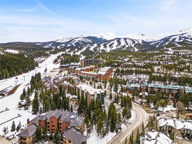 Condo in Trails End Condo, Breckenridge, CO — photo 1 (MLS S1055672)