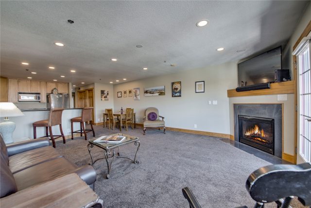 Condo in La Riva Del Lago Condos, Dillon, CO — photo 1 (MLS S1056132)