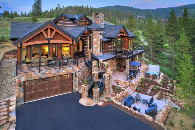 Timeshare in Highlands At Breck-highlands Park S, Breckenridge, CO — photo 1 (MLS S1056381)