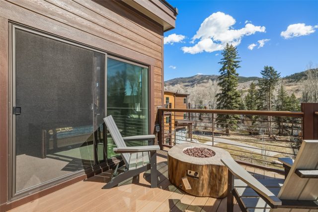 Condo in Blue River Flats, Silverthorne — photo 1 Condo in Blue River Flats, Silverthorne, CO — photo 1 (MLS S1056639)