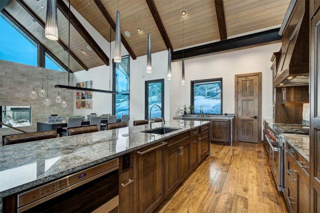 65 Aerie Drive photo 10