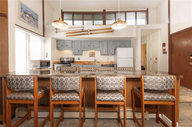 1173 Ski Hill Road 131, Breckenridge, CO — main photo