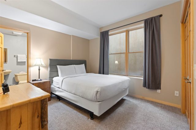 Condo in Corral At Breckenridge, Breckenridge, CO — photo 6 (MLS S1057068)
