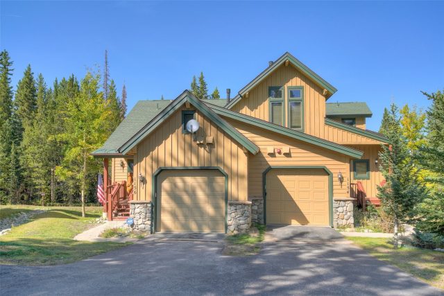 Townhome in White Wolf Townhomes, Breckenridge, CO — photo 1 (MLS S1057342)