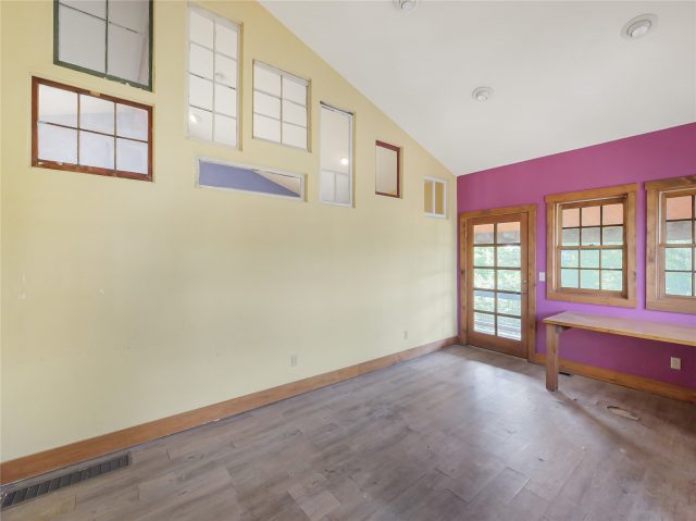 77 B Road photo 47