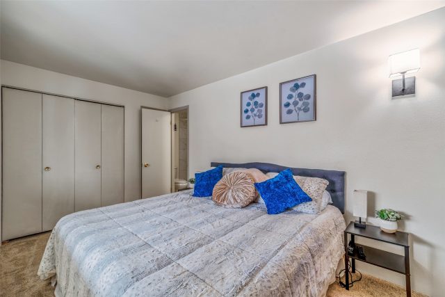370 E La Bonte Street A photo 17