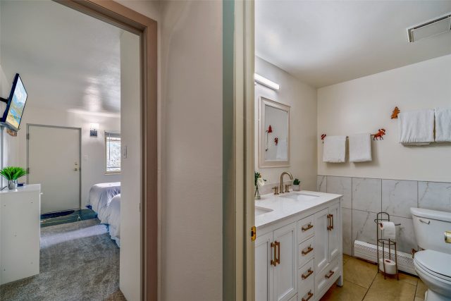 370 E La Bonte Street A photo 24