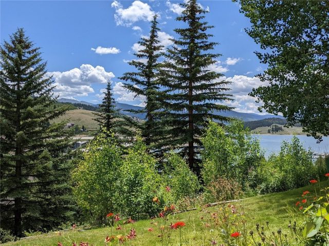 370 E La Bonte Street A photo 30