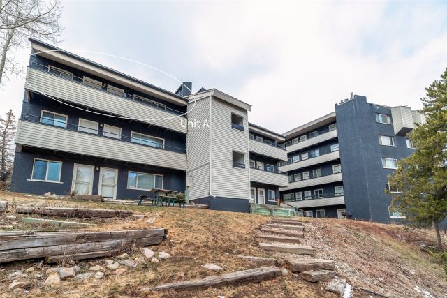 370 E La Bonte Street A photo 33