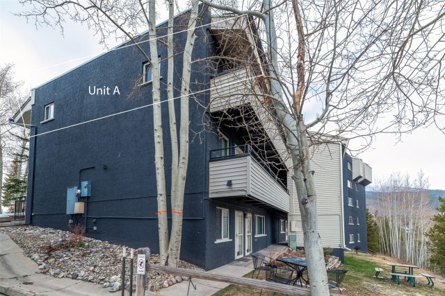 370 E La Bonte Street A photo 37
